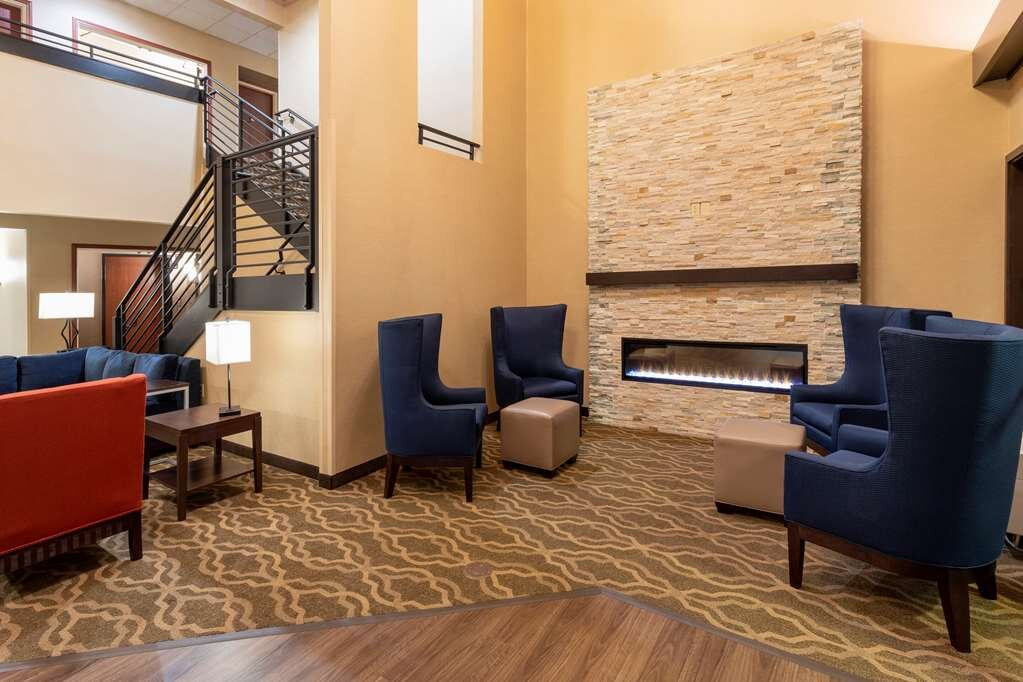 Comfort Suites主图