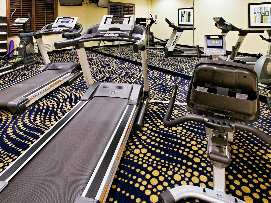 Holiday Inn Express & Suites Weatherford By IHG主图