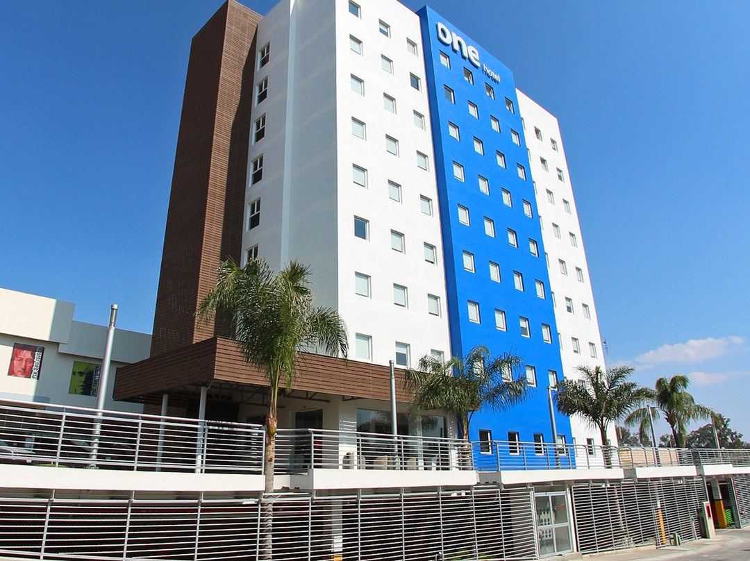 One Guadalajara Periferico Norte主图