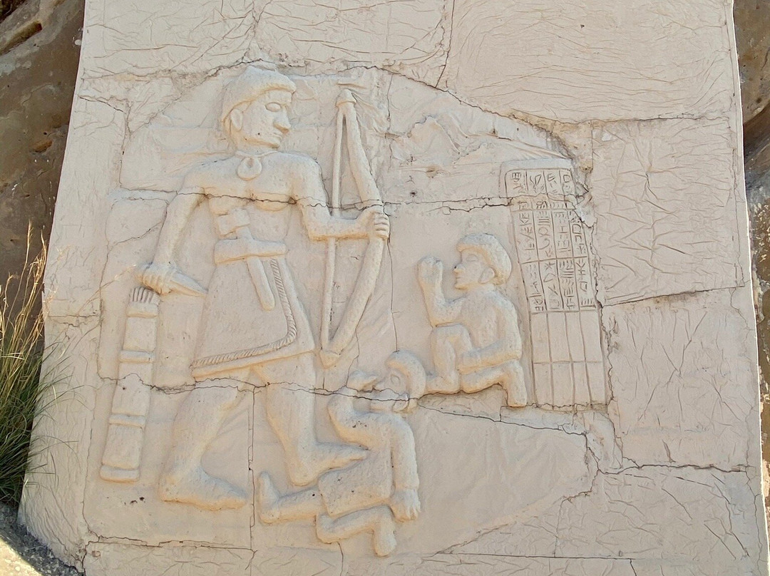 Dakhma Cemetery-Ba'qubah必去景点