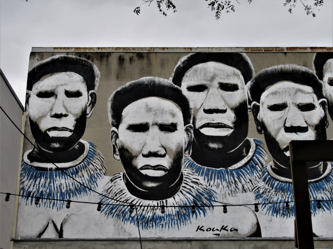 Fresque "guerriers Bantous-04"-圣旺必去景点
