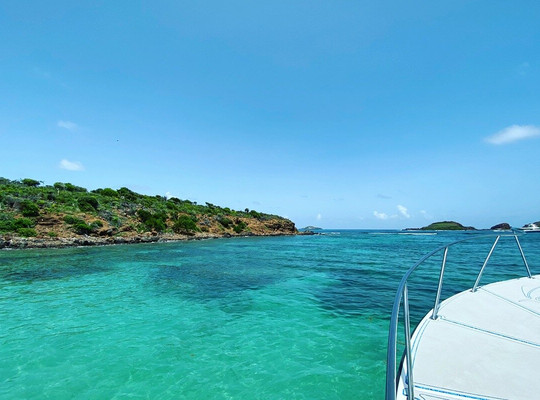 Island Reef Tours-法哈多必去景点