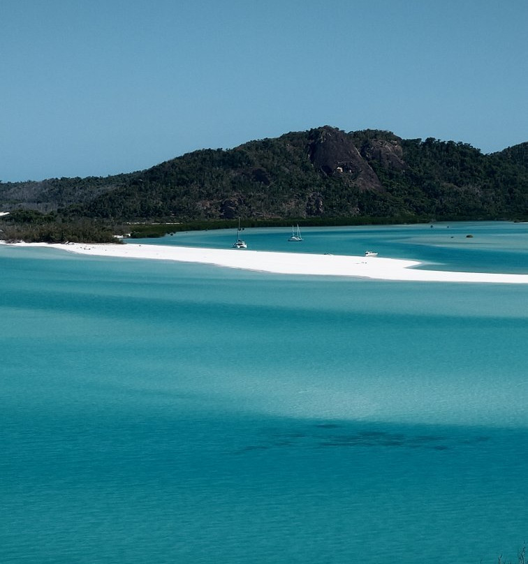 Lady Enid Sailing-艾尔利滩必去景点