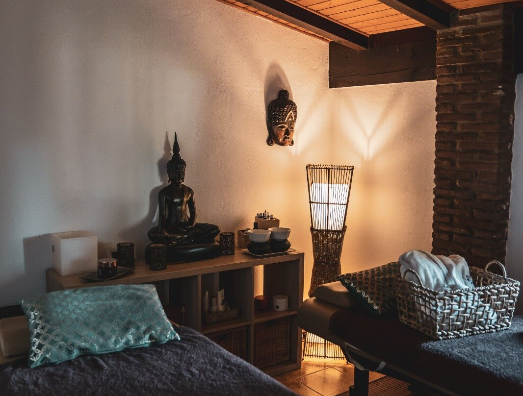 Naisha Massage Center-马拉加必去景点