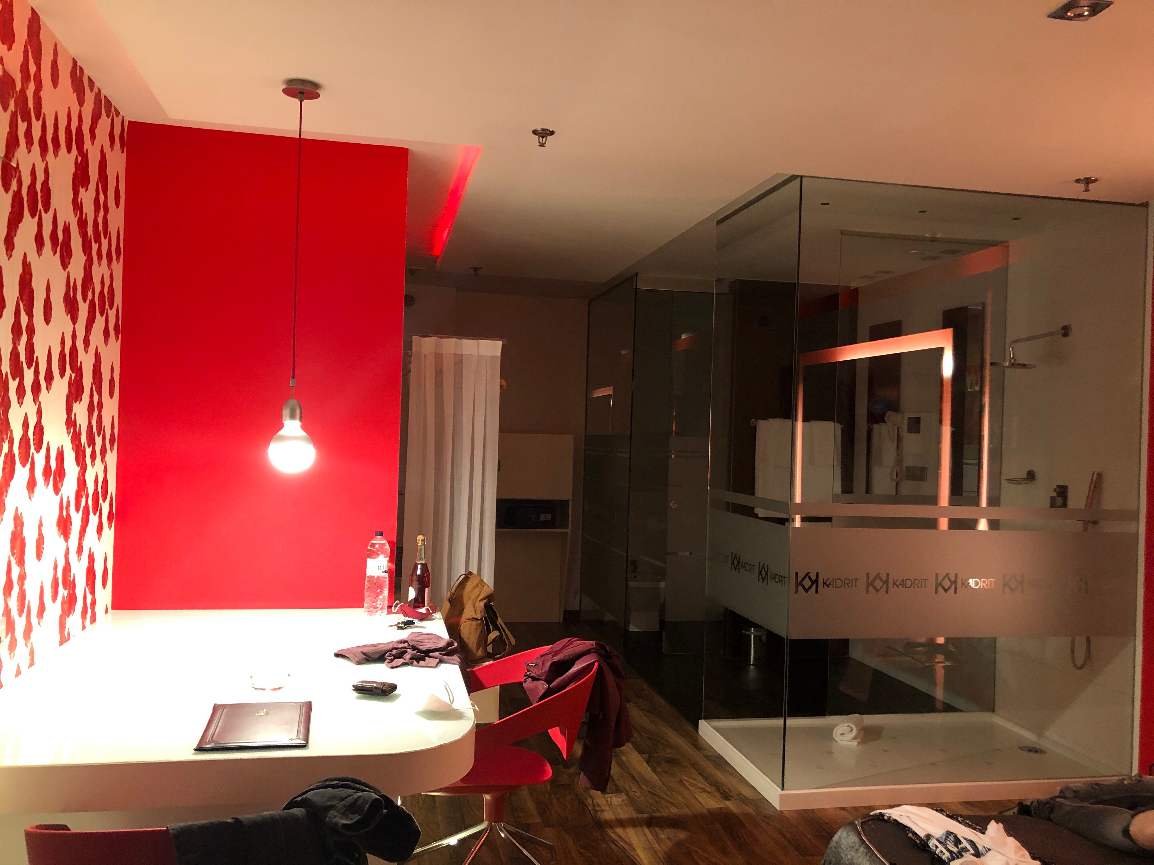 Kadrit Hotel-官方