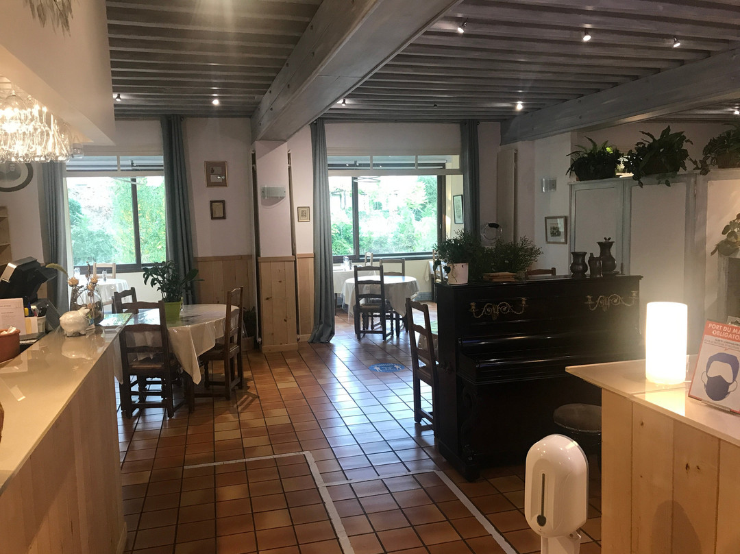 Le Midi Papillon Hotel主图