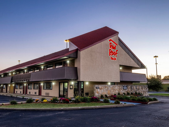 Travelodge by Wyndham Peoria主图