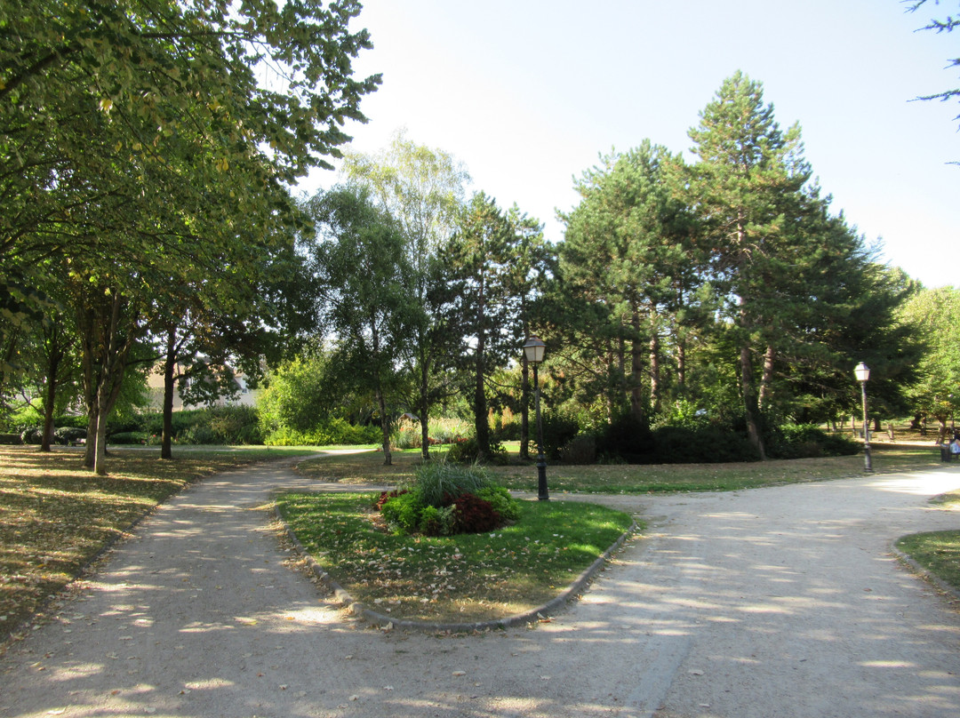 Parc du Vieux Moulin景点图片