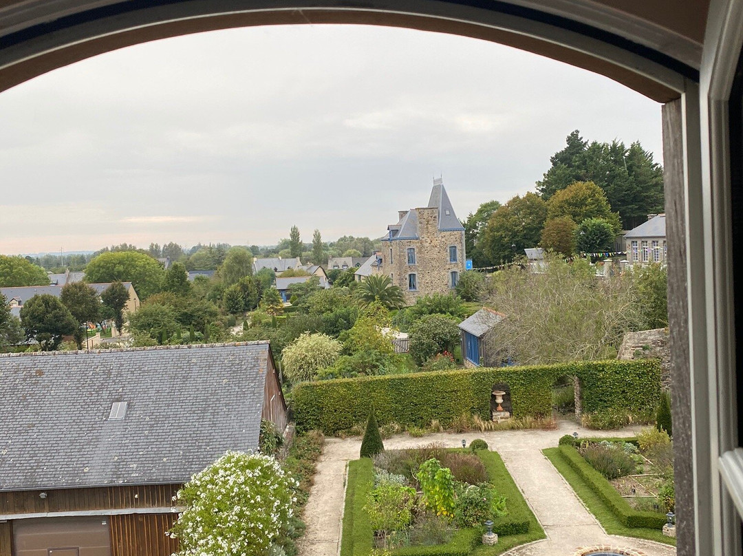 Le Jardin des Simples主图