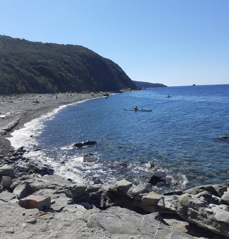 Spiaggia Lunga (Cala Lunga)-皮翁比诺必去景点