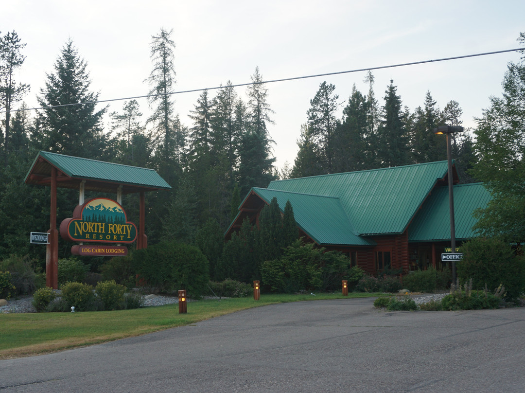 North Forty Resort主图