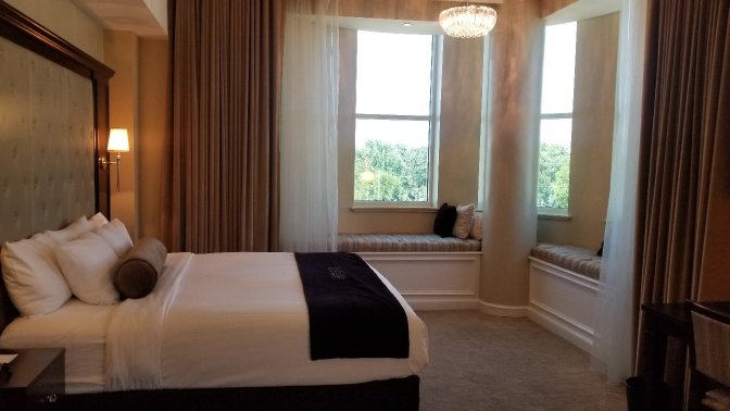 The Artesian Hotel, Casino & Spa-官方