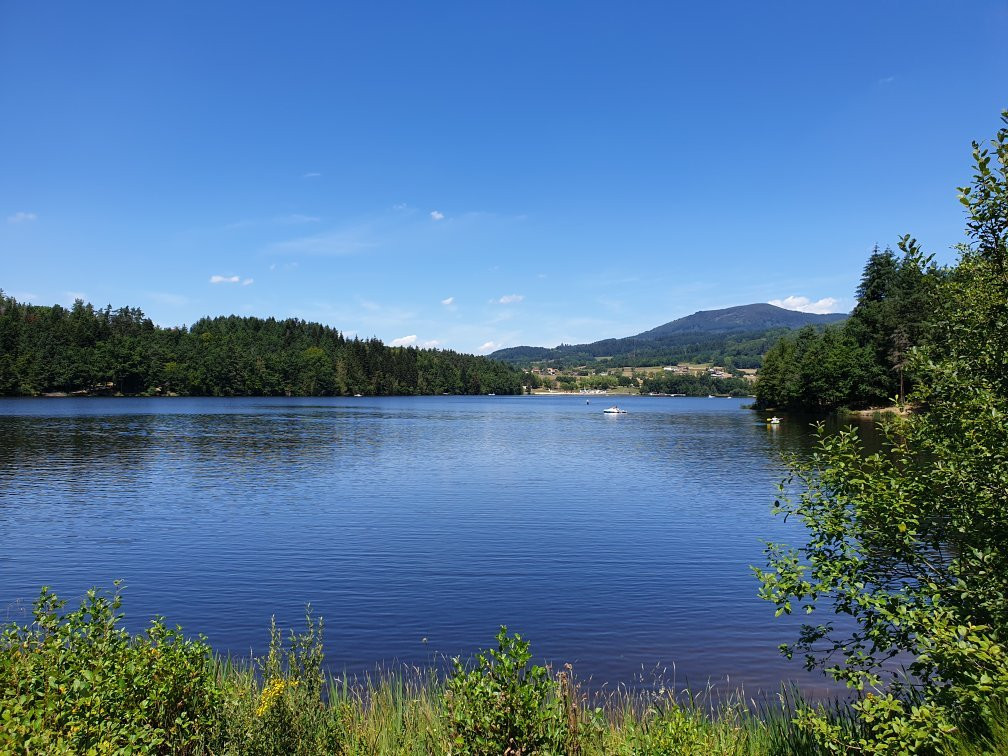 Lac Aubusson景点图片