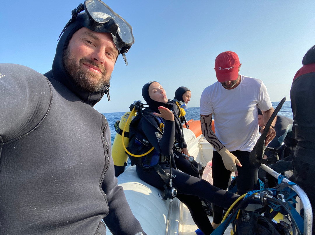 Explorers Team Dive Center-夸尔图－圣埃莱娜必去景点