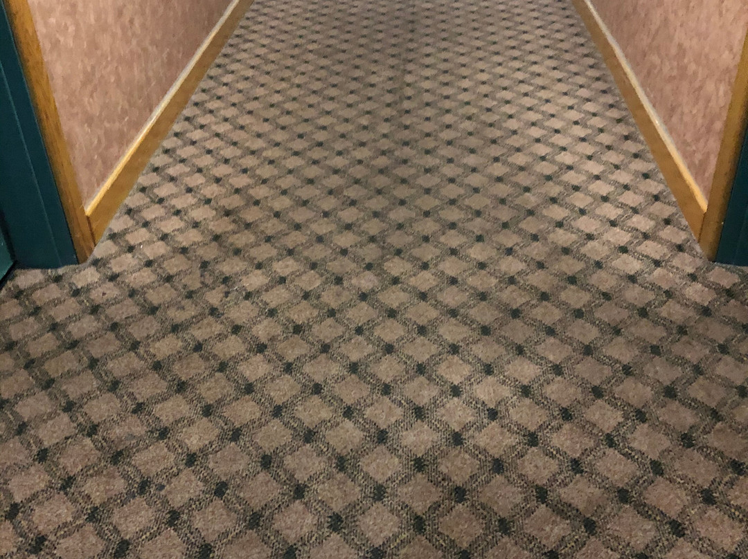 瑟普莱斯戴斯旅馆&套房酒店主图