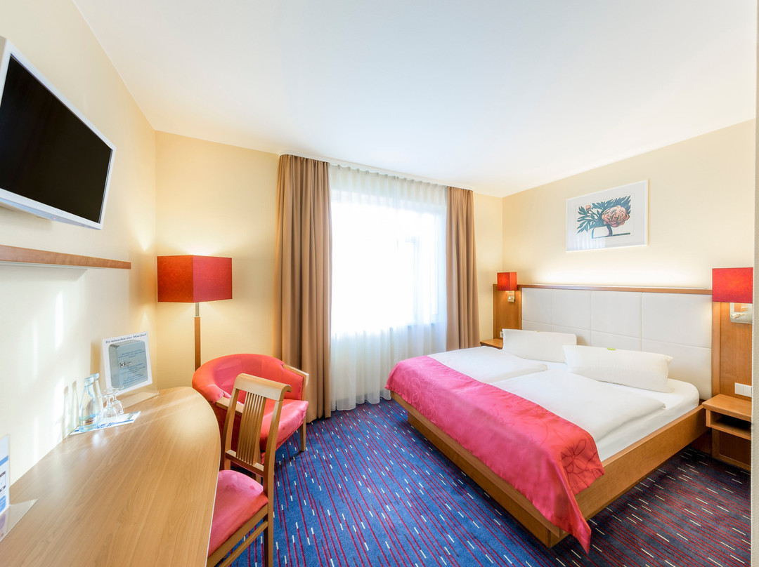 施勒公园酒店主图