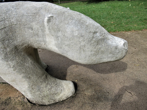 L'Ours blanc-讷韦尔必去景点