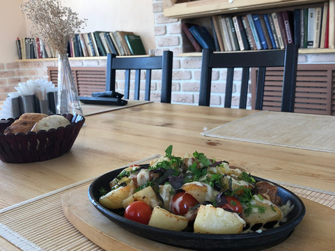 Filatova Gora餐馆和美食-Cafe Mirozhka