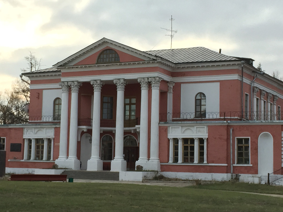 Usad'ba Chernyshevykh景点图片