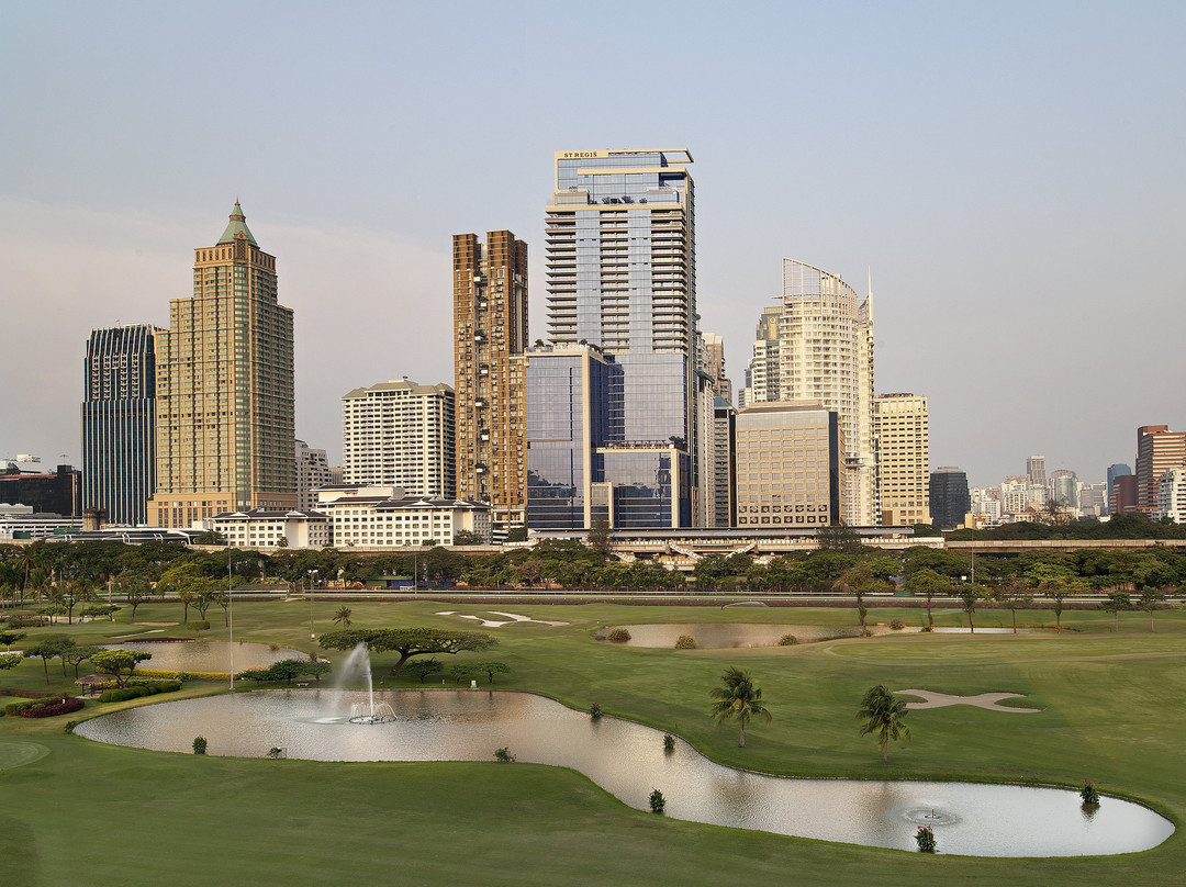 曼谷瑞吉酒店主图