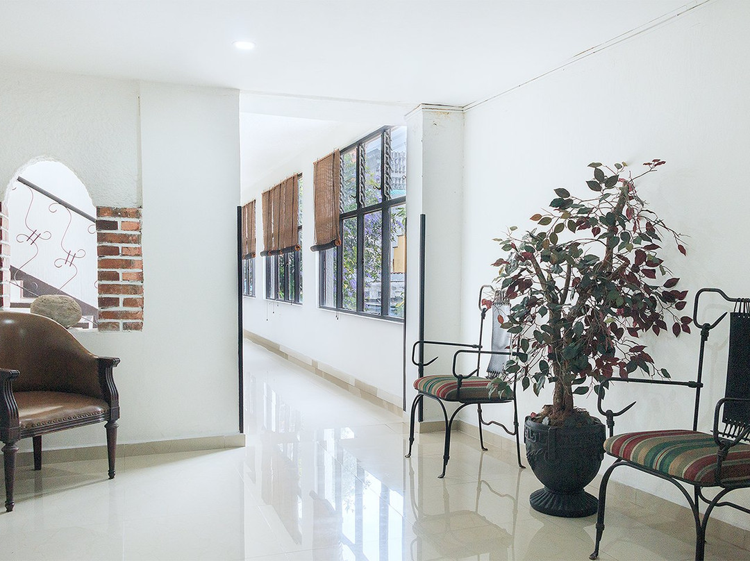 Hotel Colonial Plaza主图