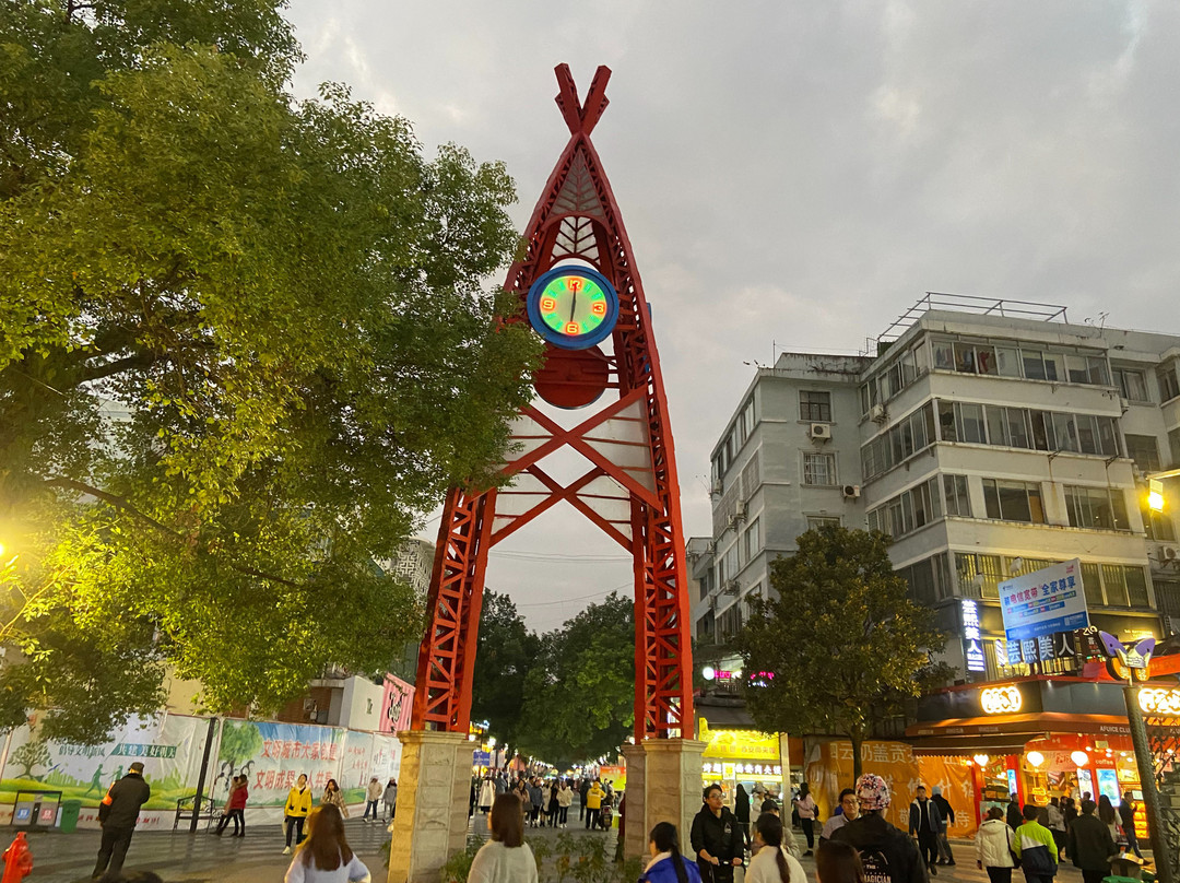 正阳路步行街景点图片