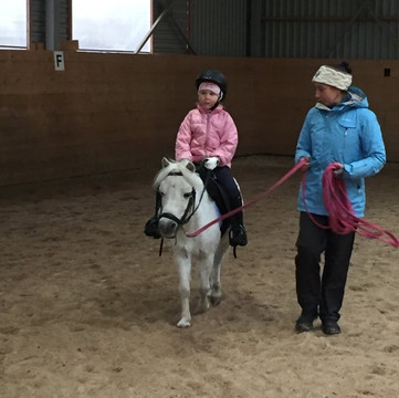 Kronshtadt Equestrian Club-喀琅施塔得必去景点