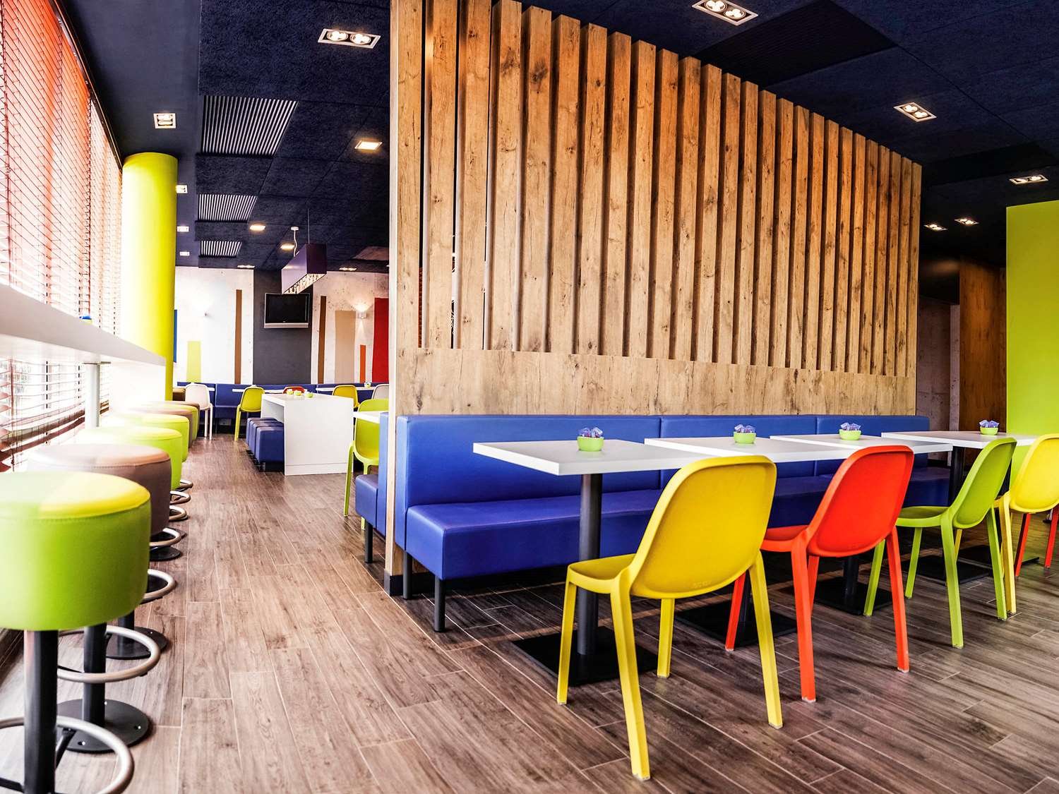 宜必思快捷巴塞罗那圣安德烈斯德拉巴尔卡酒店-官方