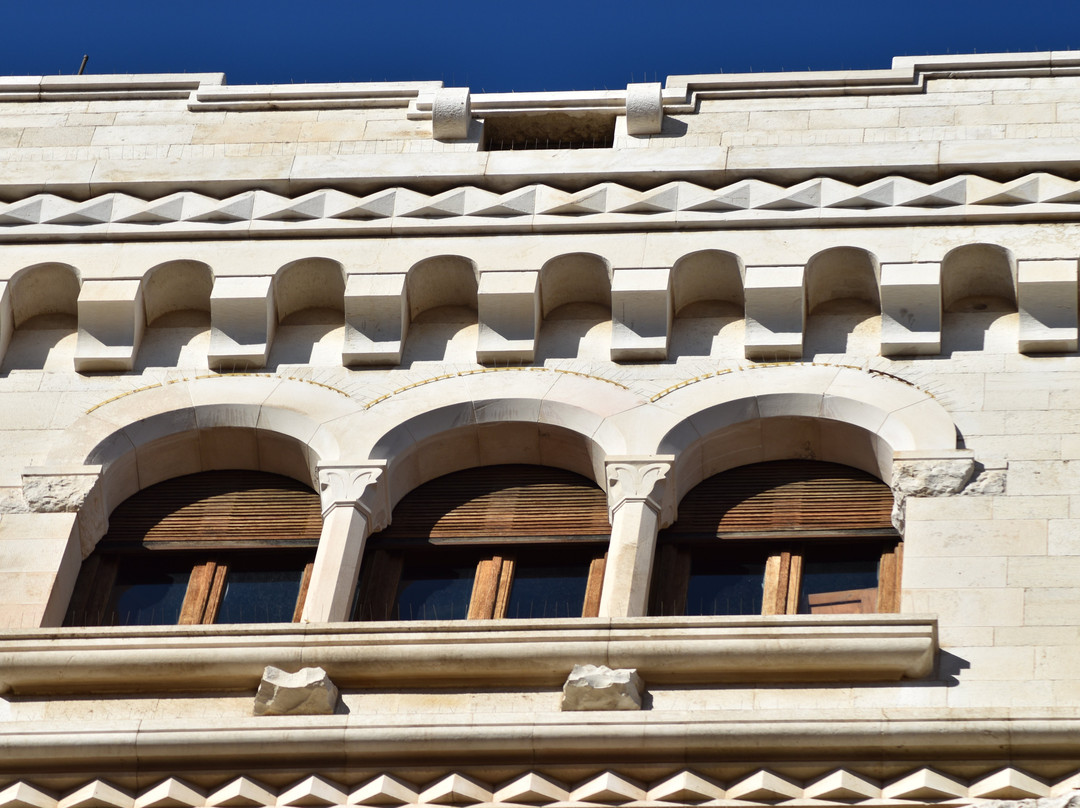 Palazzo dell'Acquedotto Pugliese-巴里必去景点