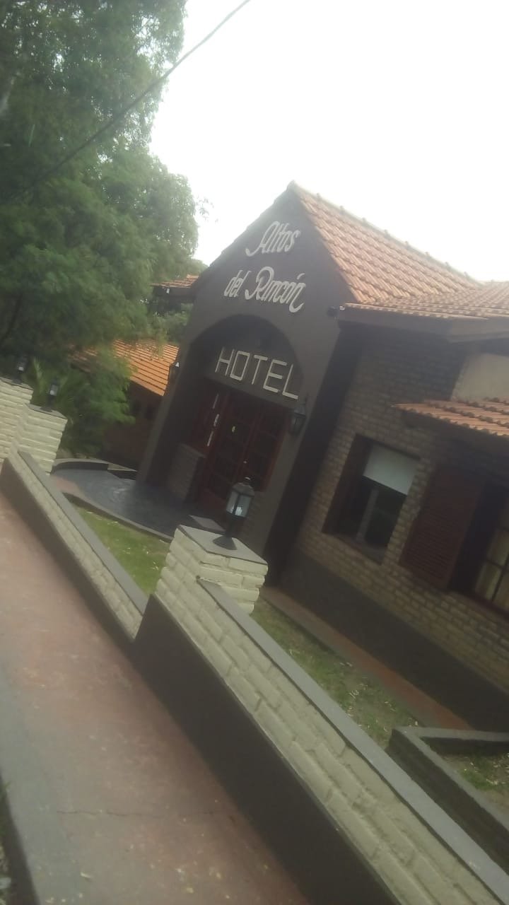 Hotel Altos Del Rincon-浴室