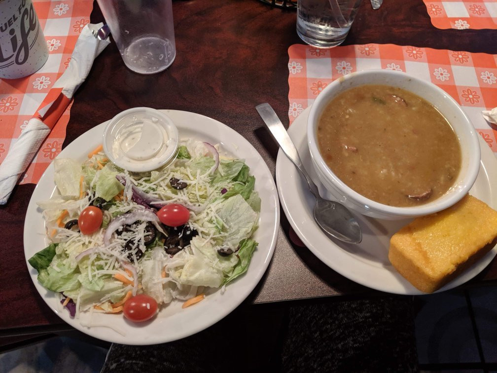 StLouisianaQ FoodTruck Restaurant