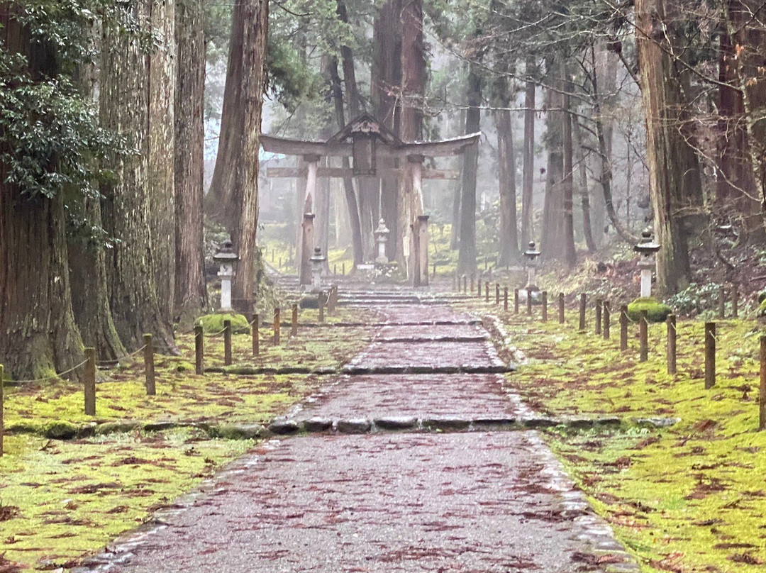 Hakusan Shrine (Heisenji-Hakusan Shrine)景点图片
