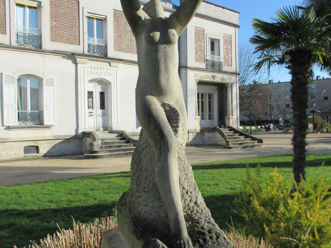 Square Hameln-圣莫代福塞必去景点