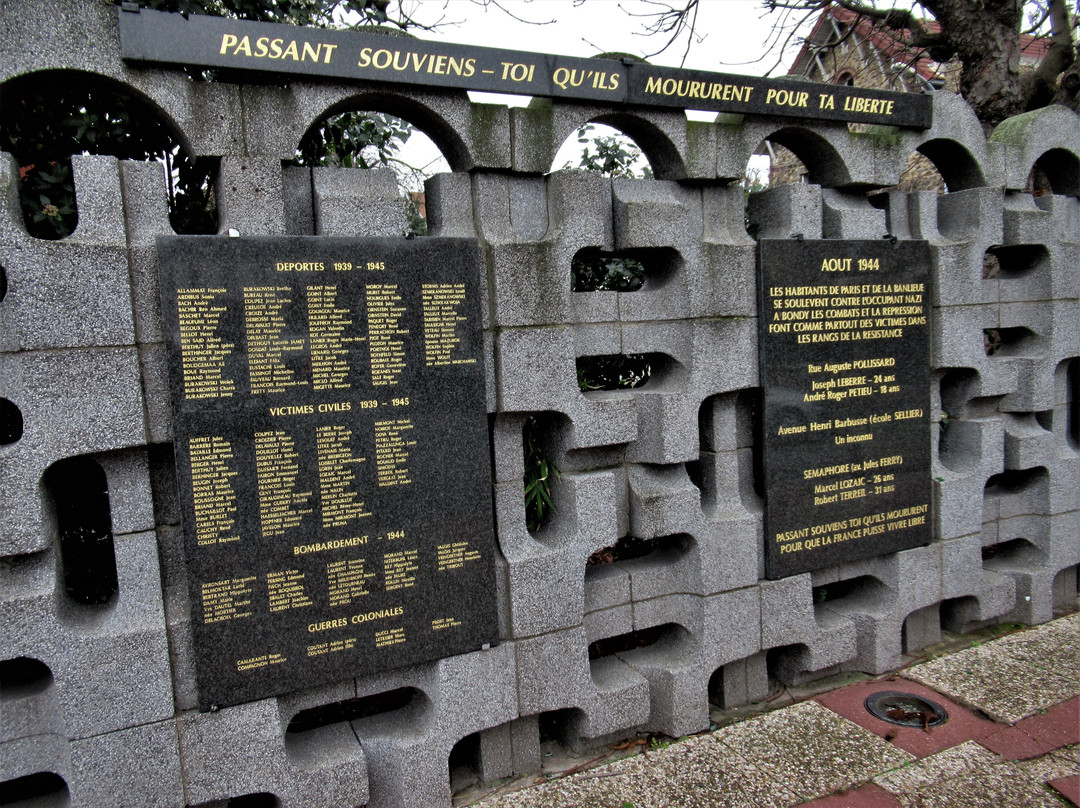 Monument communal景点图片