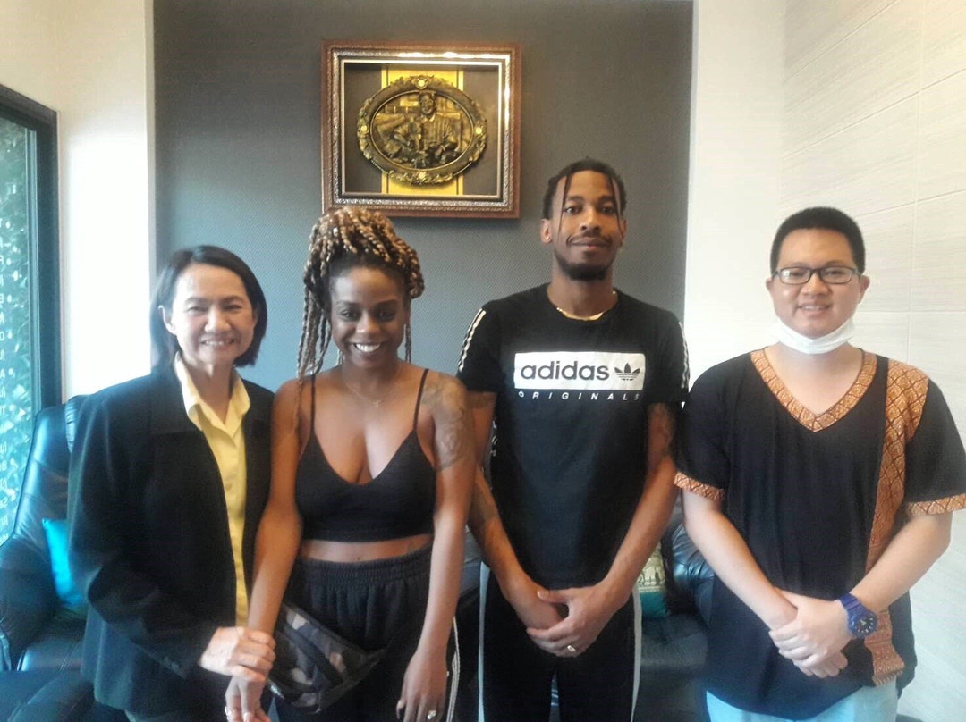 Phawinee Nuadthai-Talat Yai必去景点