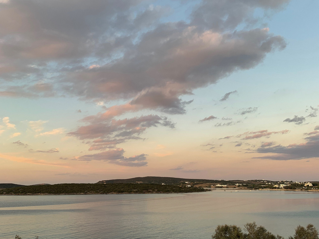 Paros Comfy Suites主图