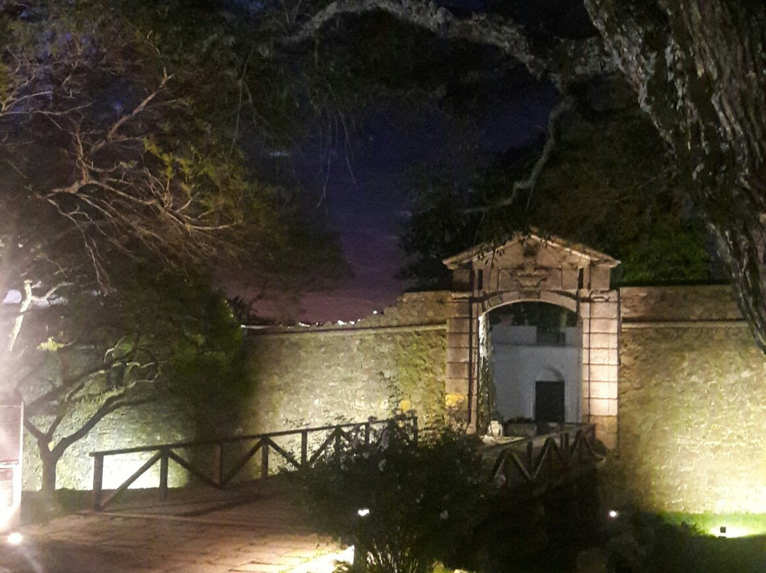 Porton de Campo-科洛尼亚·德尔萨克拉门托城必去景点