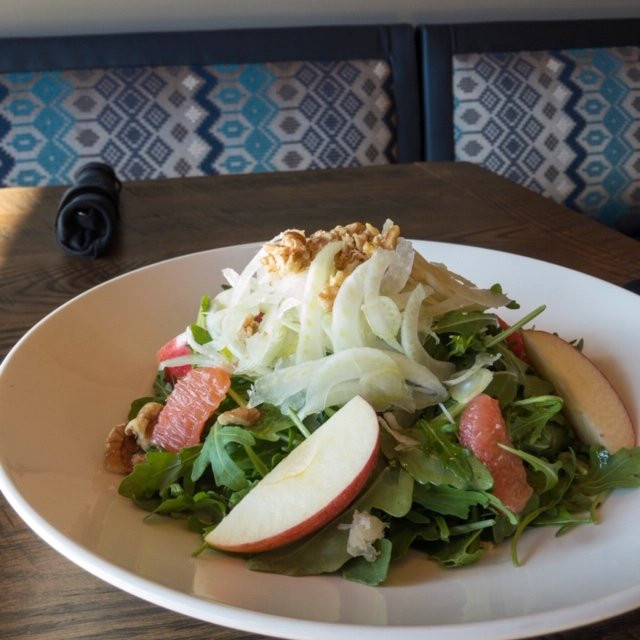 Jefferson餐馆和美食-Tapias On Main