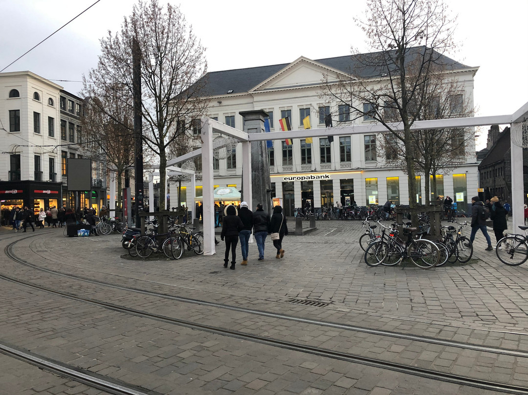 Groentenmarkt-根特必去景点