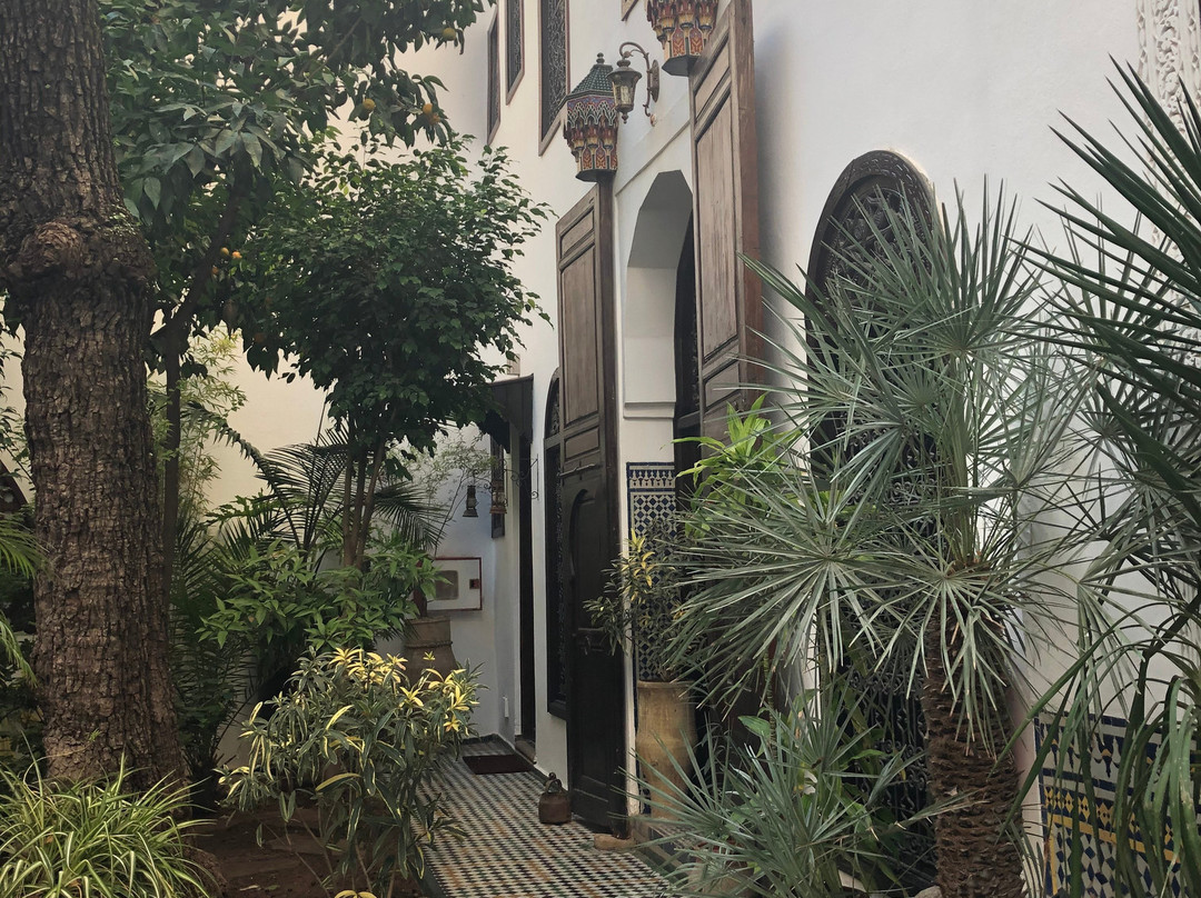 勒卡里菲酒店主图