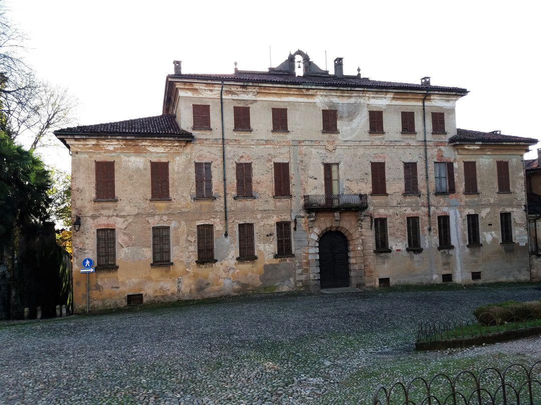 Palazzo De Capitani, Brivio, Carpegna - complesso-Meda必去景点