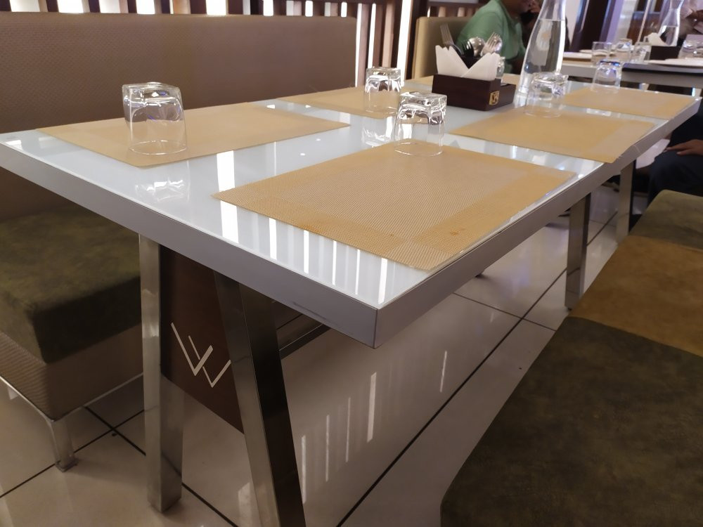 Hotel Way Wait主图