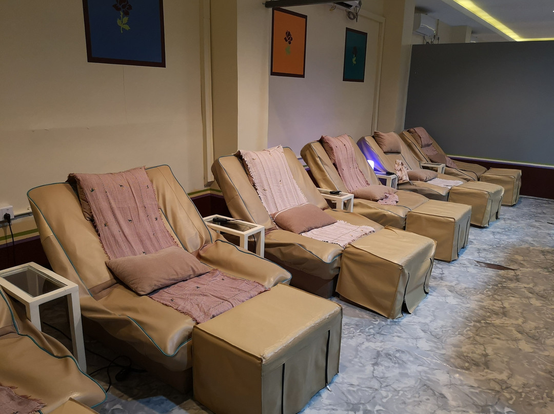 Central Hotel Yangon主图