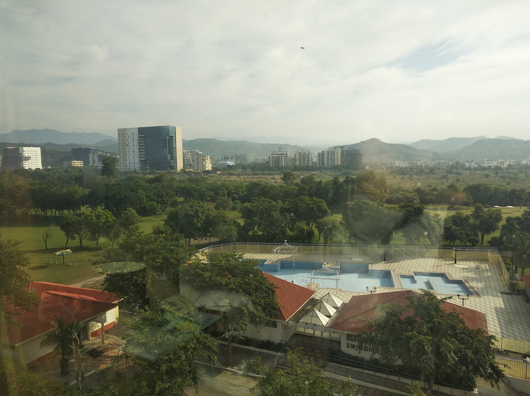 凯西帝都酒店主图