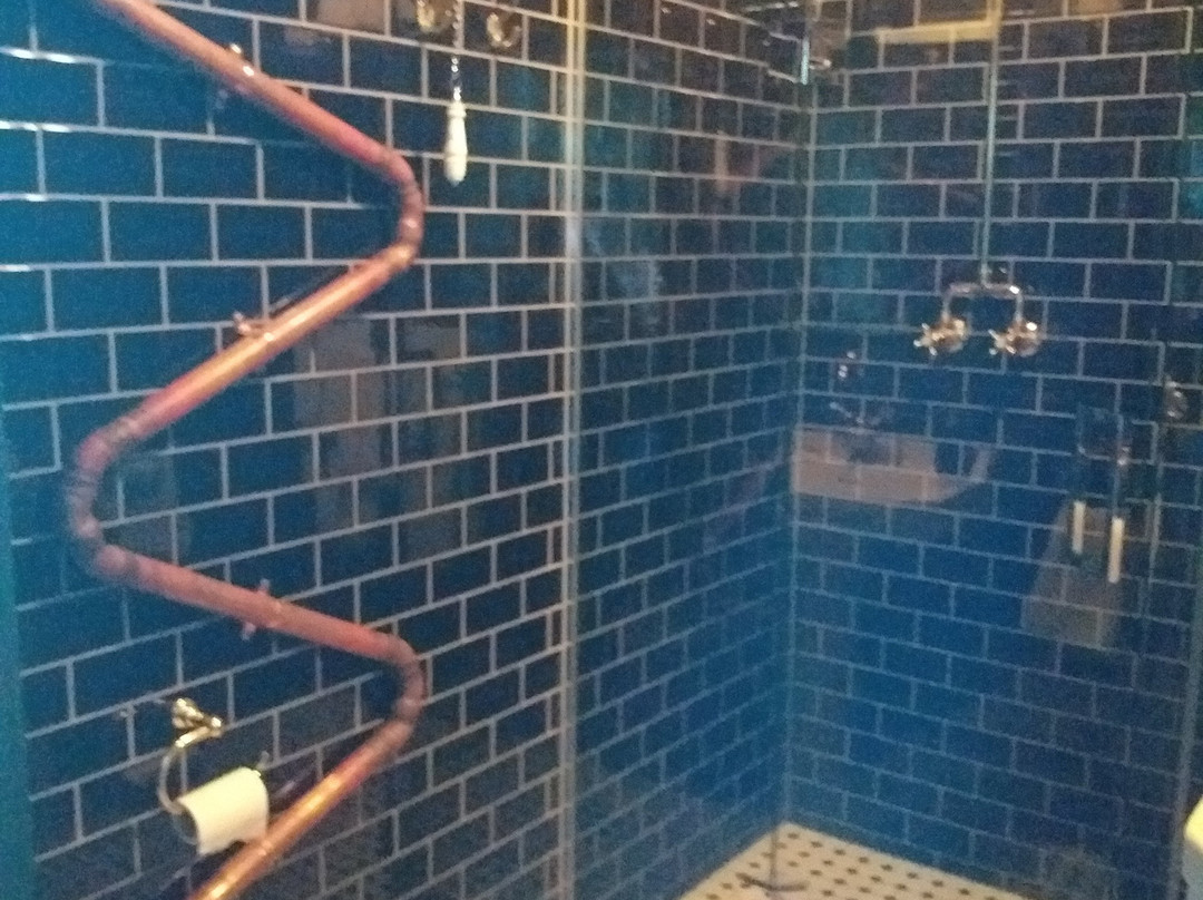 The Royal Hotel主图