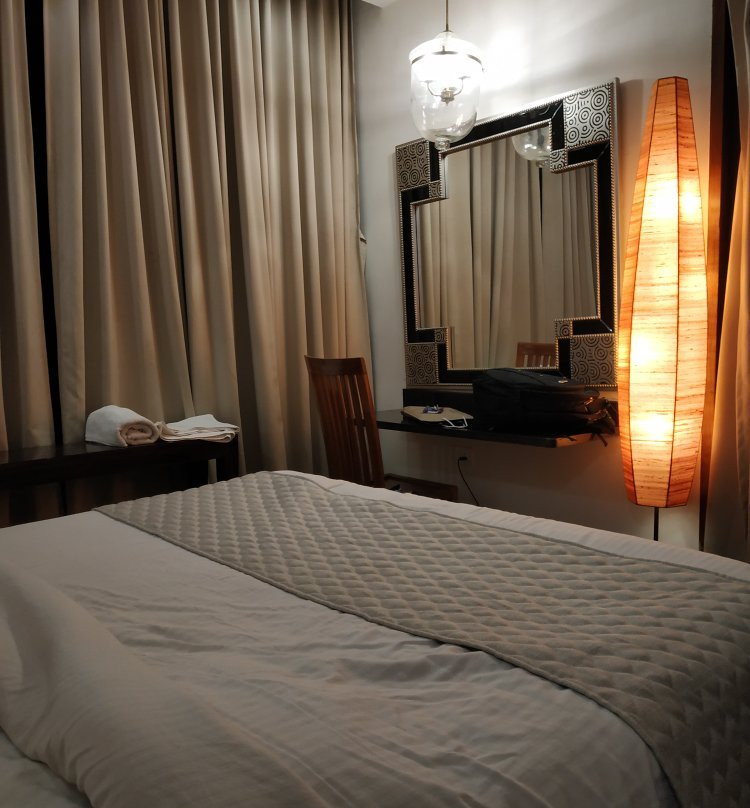Highnest Hotel主图