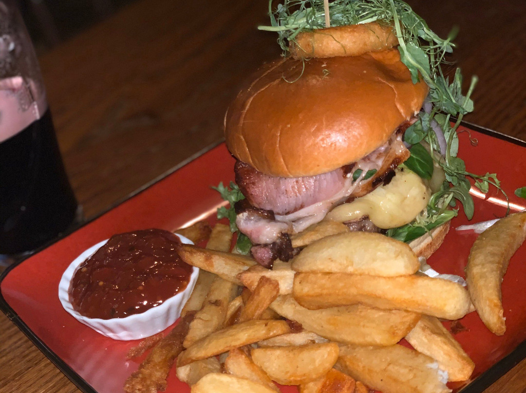 The Milton Hotel主图