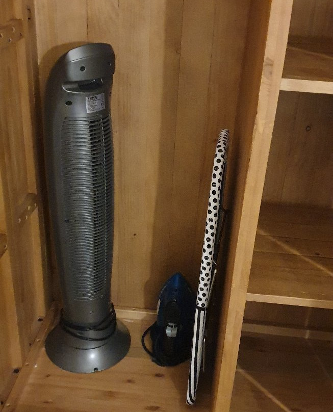 The Townhouse Bar Kitchen And Rooms主图