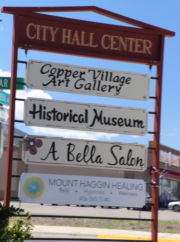 Copper Village Museum & Art Center景点图片