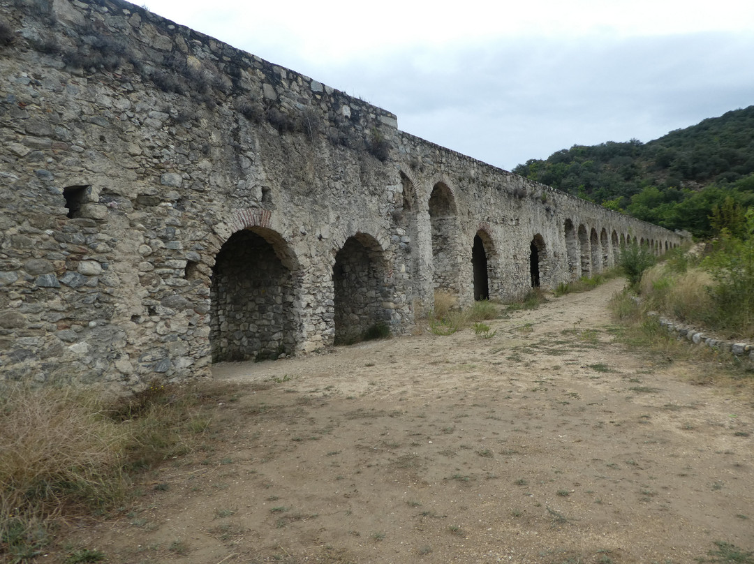 Ansignan Roman Aqueduct景点图片